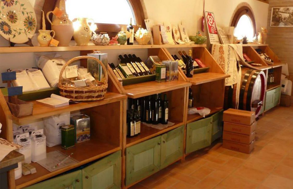 Cantina Franco Galli - Interno Cantina Franco Galli - Interno