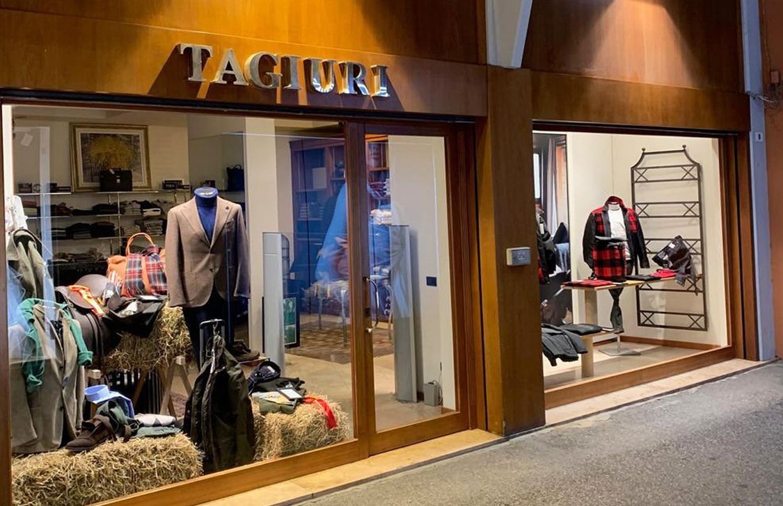 Tagiuri - Vetrina Tagiuri - Vetrina