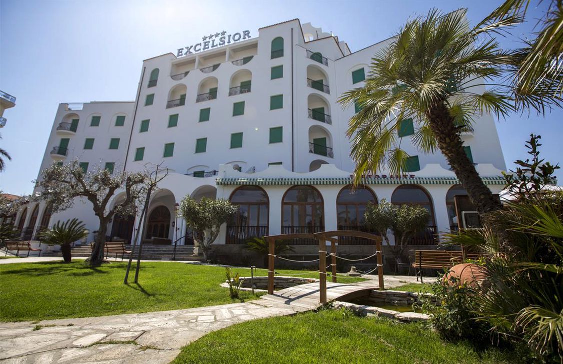 Grand Hotel Excelsior - Esterno Grand Hotel Excelsior - Esterno