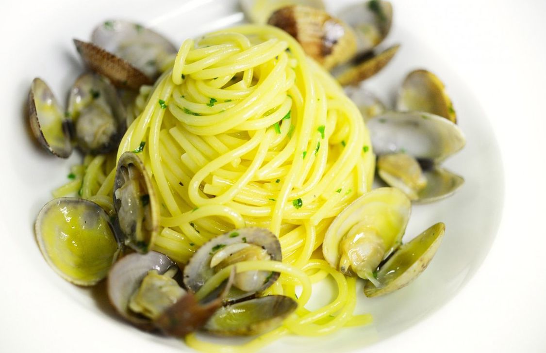 Top Story - Spaghetti Vongole Top Story - Spaghetti Vongole