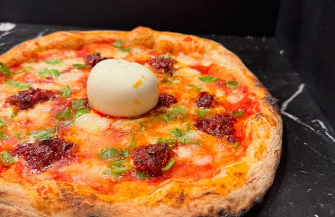 Pizza Futura - Pizza Pizza Futura - Pizza