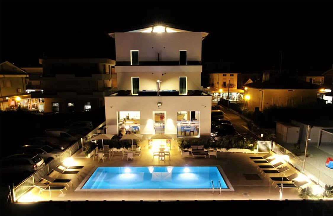 Hotel You&Me - Esterno Hotel You&Me - Esterno