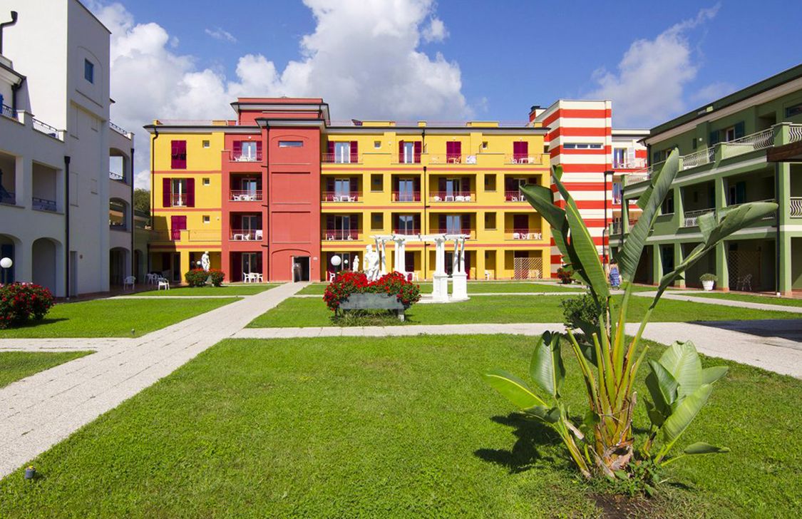 Ai Pozzi Village & Spa - Giardini Residence Ai Pozzi Village & Spa - Giardini Residence