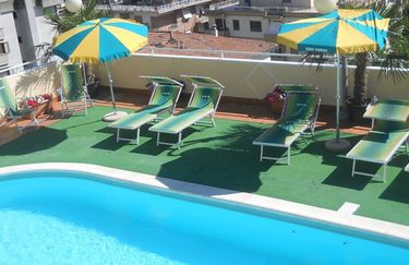 Hotel Ave - Piscina