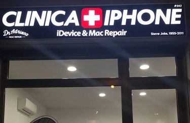 Clinica Iphone - Vetrina