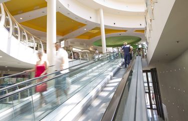 Centro Commerciale Leonardo - Interno