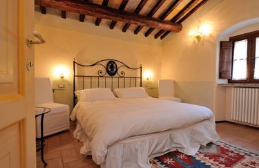 antica-torre-del-nera-junior-suite1