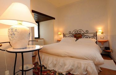 antica-torre-del-nera-junior-suite3
