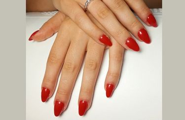 Bloom Studio - Nails