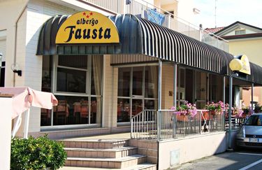 hotel-fausta-esterno