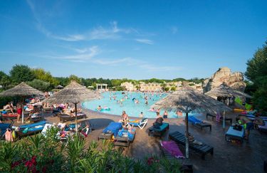 Tahiti Park - Aqua Therm Beach2