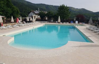 Agriturismo Podere Pian D'Angelo - Piscina