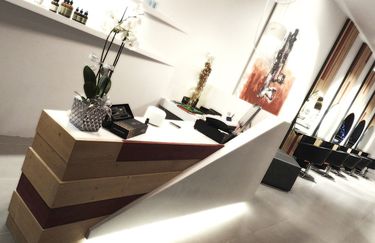 Vnt Acconciatori & Estetica - Salone