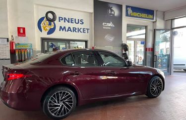 Pneus Market - Interno
