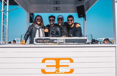 Papeete Beach - vocalist