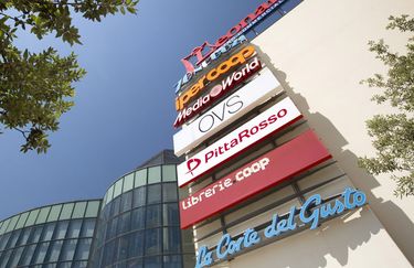 Centro Commerciale Leonardo - Esterno