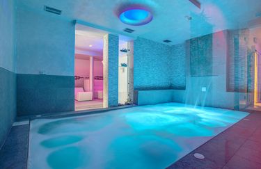 Ferretti Beach Hotel - Piscina