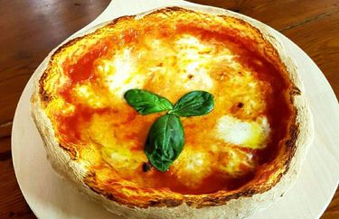 Prosecco Pizzeria Aperitivi - Pizza Napoletana