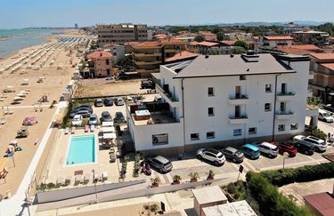 Hotel You&Me - Esterno
