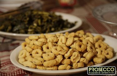 Prosecco Pizzeria Aperitivi - Taralli