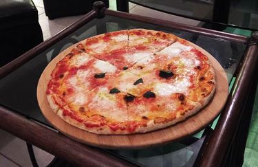 Prosecco Pizzeria Aperitivi - Pizza
