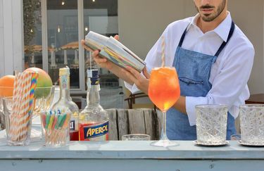 Saraghina Beach and Restaurant - Bar