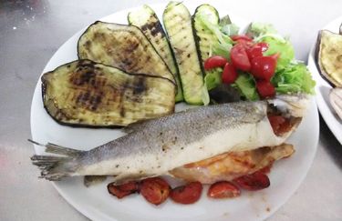 Cafe Des Amis - Branzino