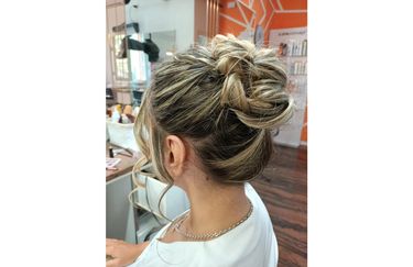 Christian e Carmen Parrucchieri Unisex - Capelli