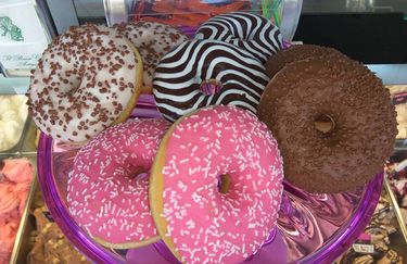 Gelateria Frozen - Donuts