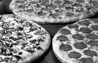 sax-pub-pizza