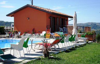 Agriturismo Apollinare - Piscina Agriturismo Apollinare - Piscina